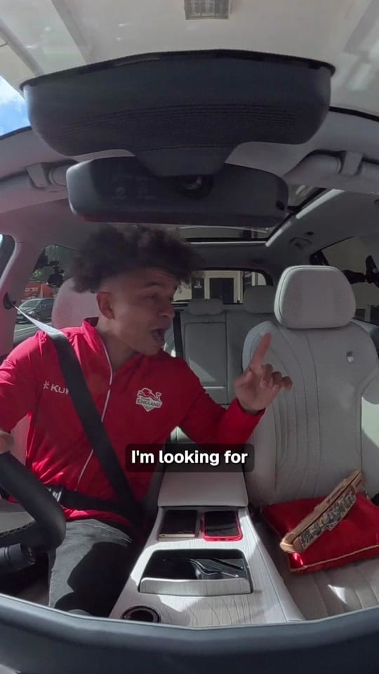 Post 6 by Team England on TikTok (video)