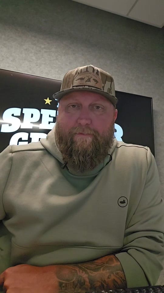 Post 2 by Spencer Graves on TikTok (video)