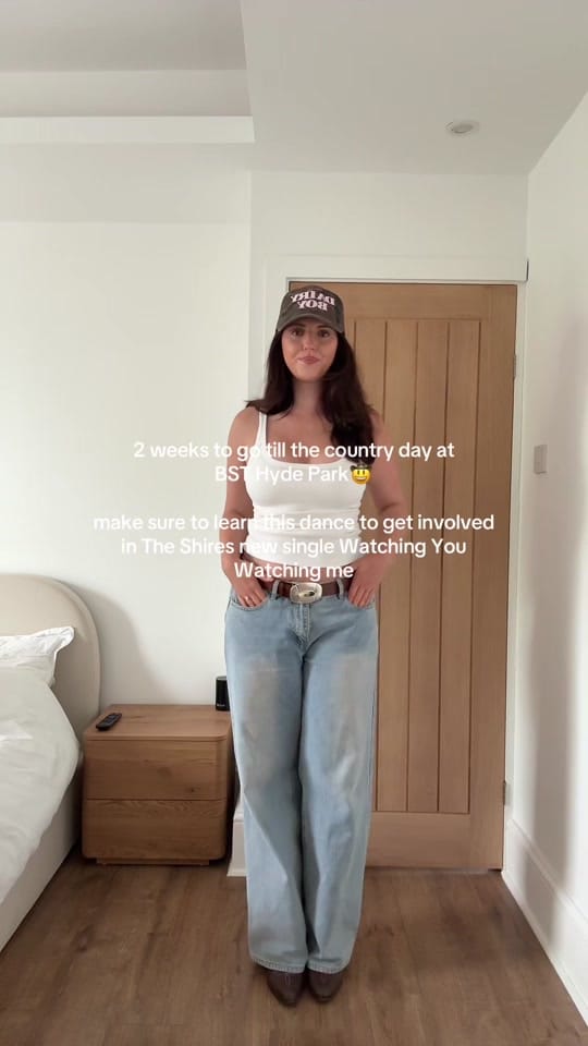 Post 5 by Nia on TikTok (video)