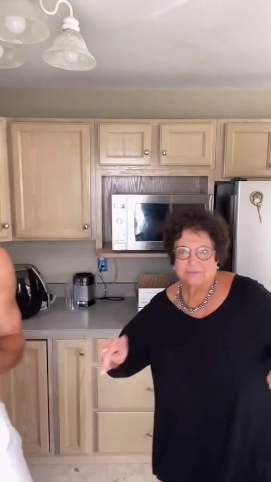 Post 10 by Devon on TikTok (video)