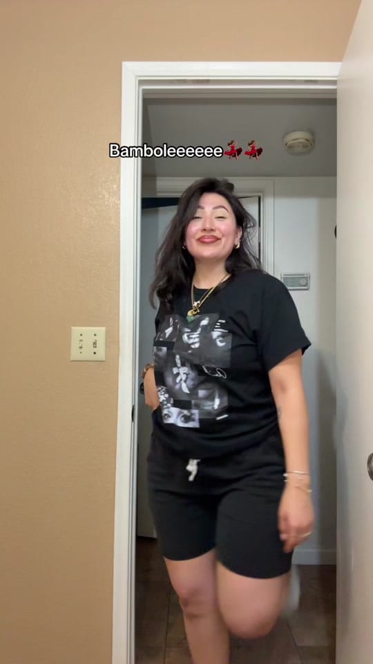 Post 4 by Anna Elizabeth (AHHH NA) on TikTok (video)