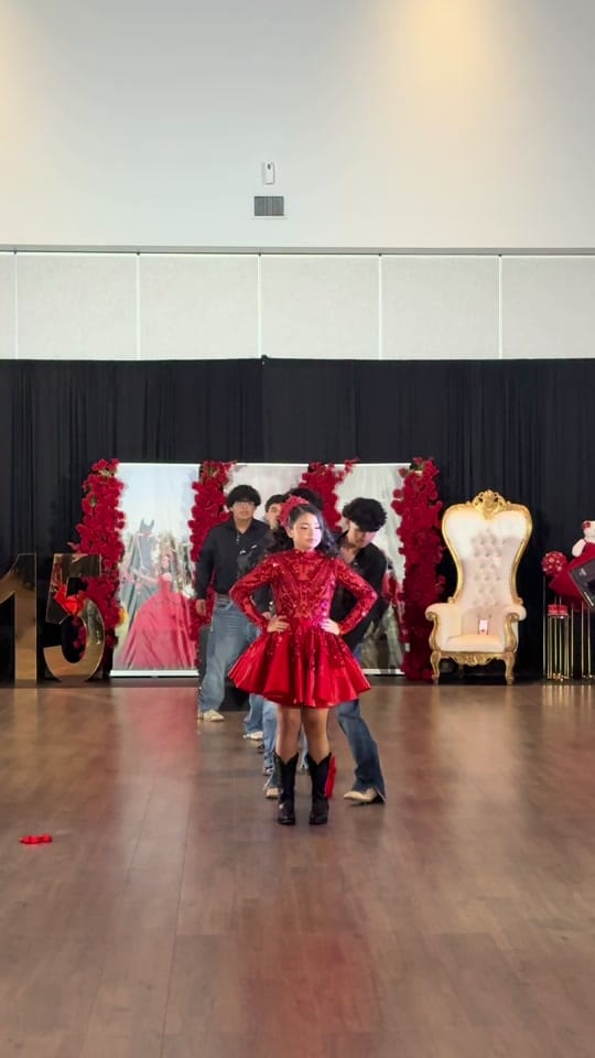 Post 4 by Arly Amador Choreography on TikTok (video)