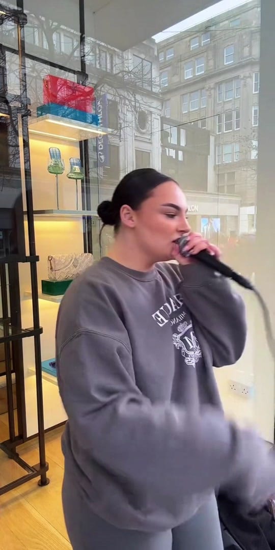 Post 6 by Demi Marie on TikTok (video)