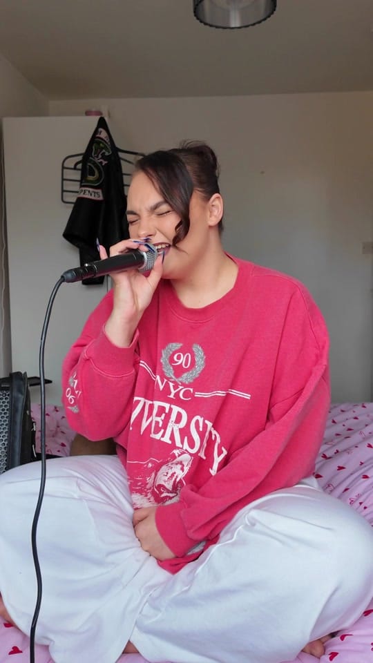Post 4 by Demi Marie on TikTok (video)