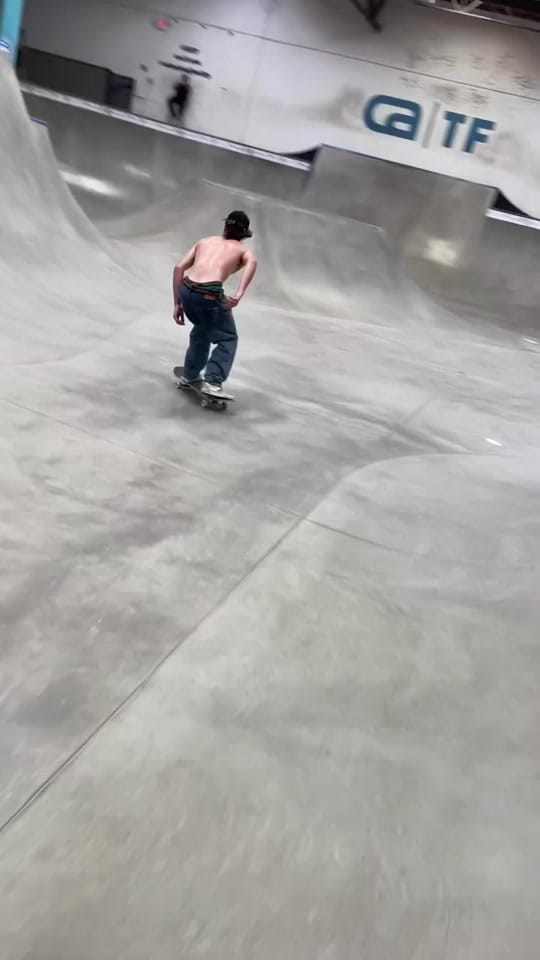 Post 4 by ELIJAH 🍒🌴🌊☀🌋 on TikTok (video)