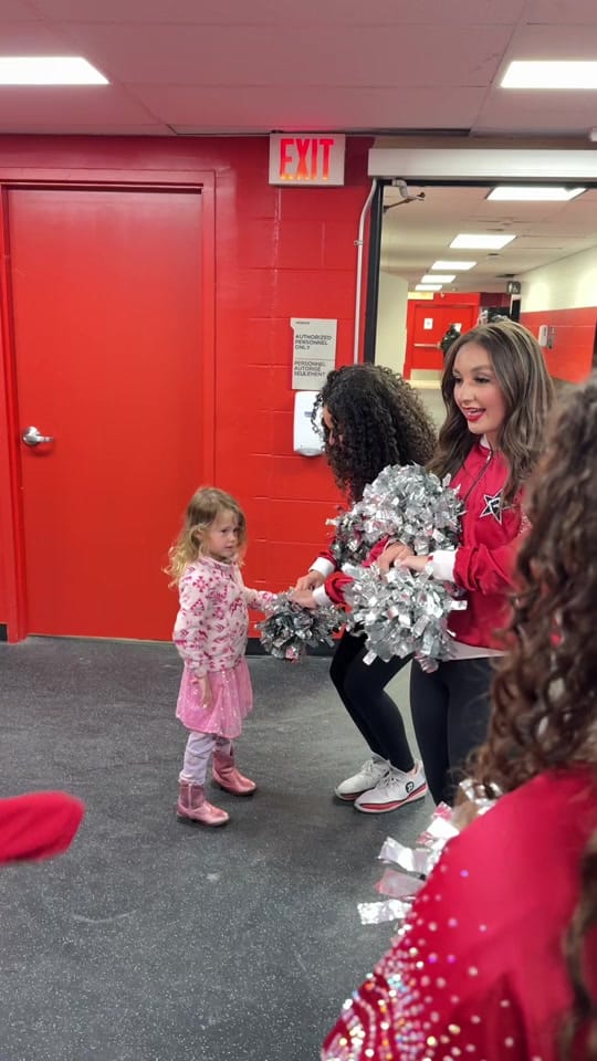 Post 5 by redblackscheer on TikTok (video)