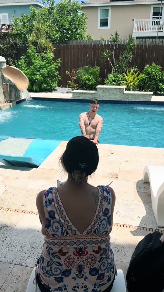 Post 2 by Ash Thomson🌛🌞 on TikTok (video)