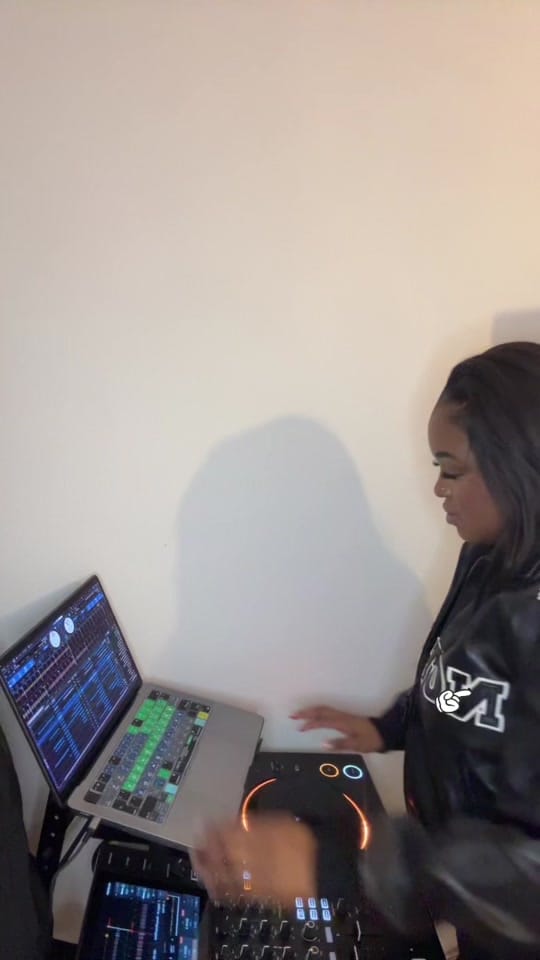 Post 8 by DJEmz on TikTok (video)
