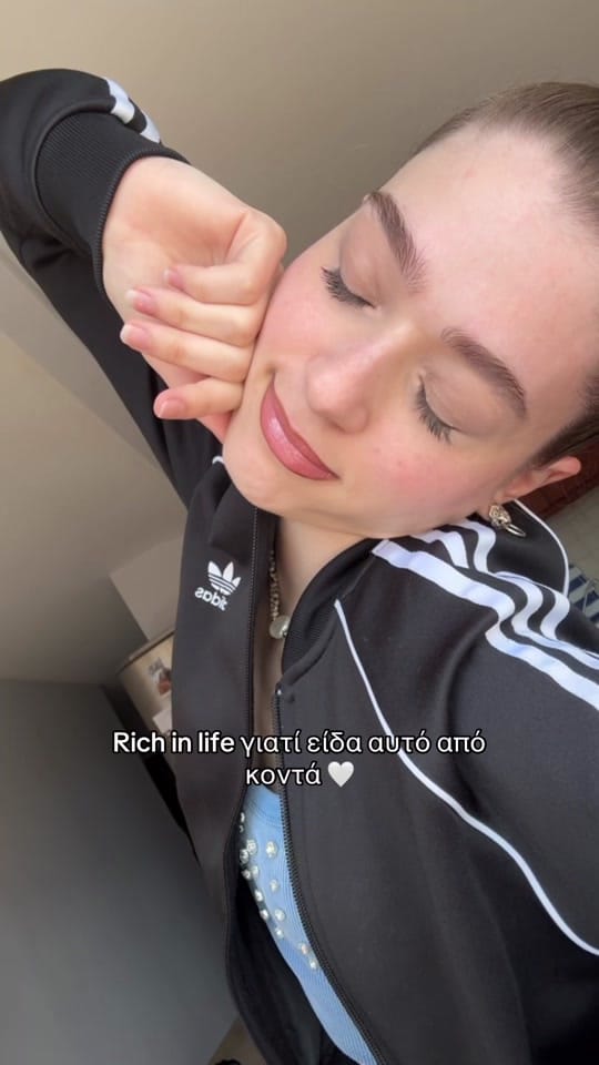 Post 1 by Georgia Mesariti on TikTok (video)