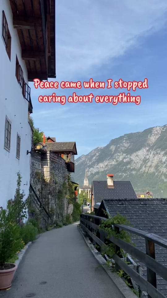 Post 6 by Sana on TikTok (video)
