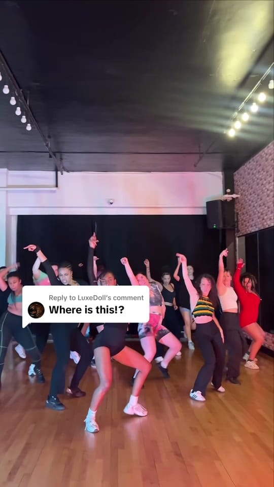 Post 1 by Female Friday on TikTok (video)