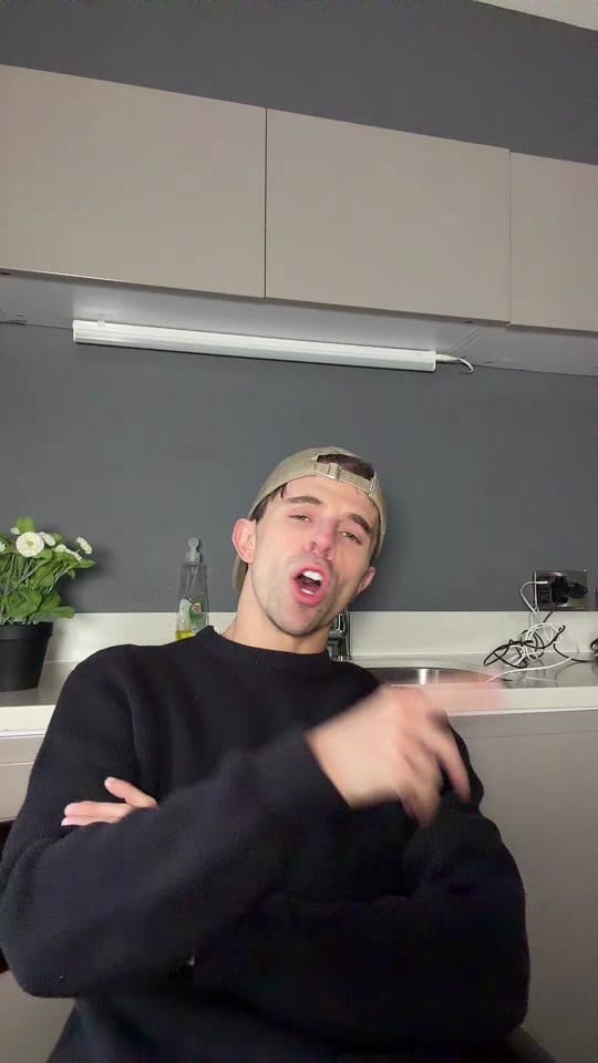 Post 1 by Paige Three on TikTok (video)