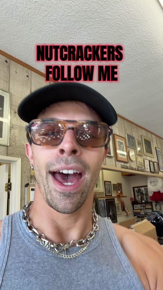 Post 5 by Paige Three on TikTok (video)