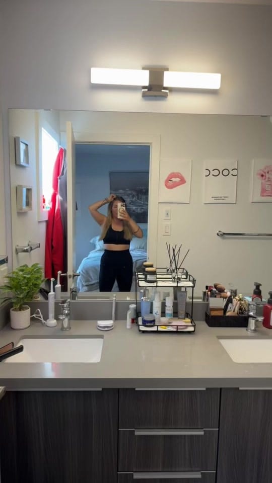 Post 5 by Bailey Hallett on TikTok (video)