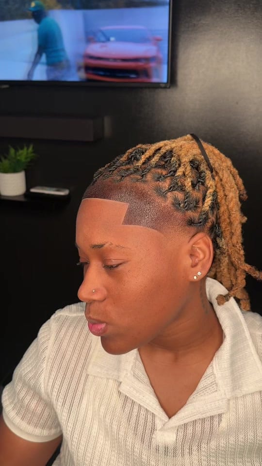 Post 4 by HO CUTZ TORONTO 🇯🇲🇨🇦 on TikTok (video)