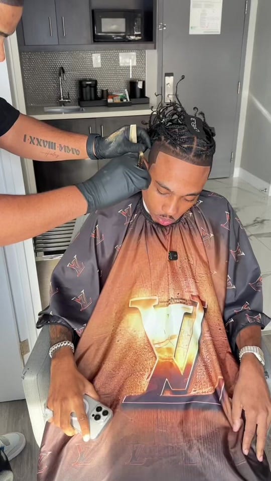 Post 8 by HO CUTZ TORONTO 🇯🇲🇨🇦 on TikTok (video)