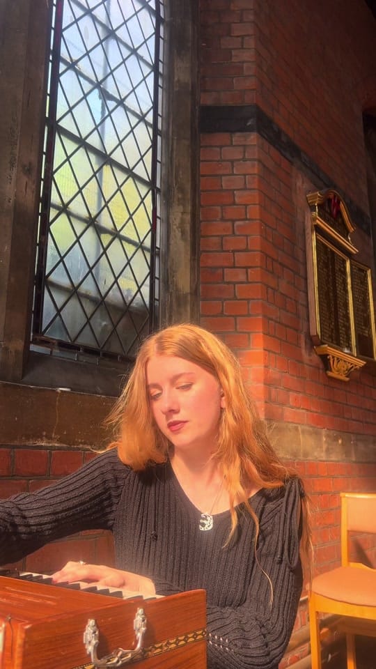 Post 4 by elizaoakes on TikTok (video)