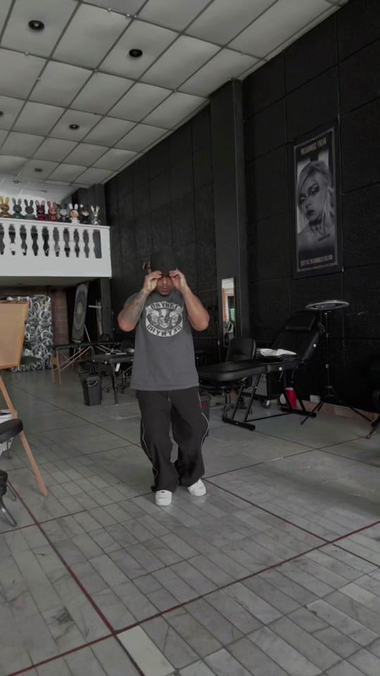Post 7 by Hector Michell on TikTok (video)