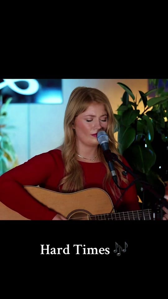 Post 2 by meadhbhwalshmusic on TikTok (video)