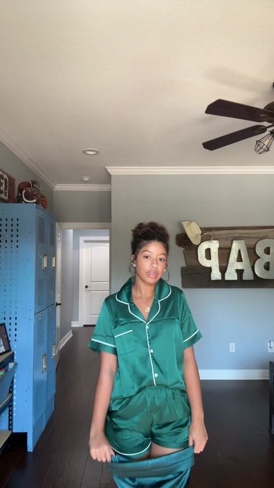 Post 8 by London-Ann on TikTok (video)