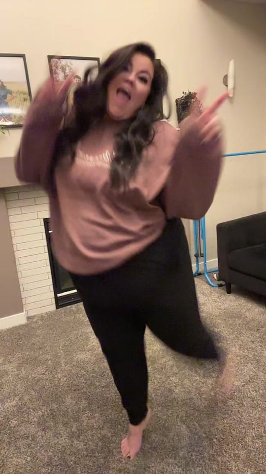 Post 7 by Billie She 🇨🇦 on TikTok (video)