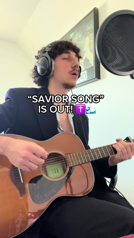 Post 7 by Majesty’s Wing on TikTok (video)