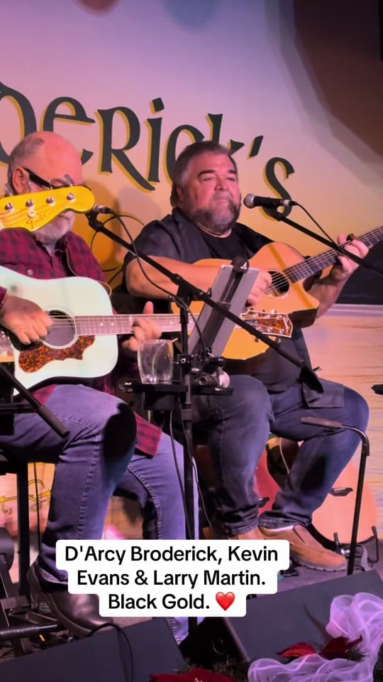Post 8 by Jackie Sullivan Music on TikTok (video)