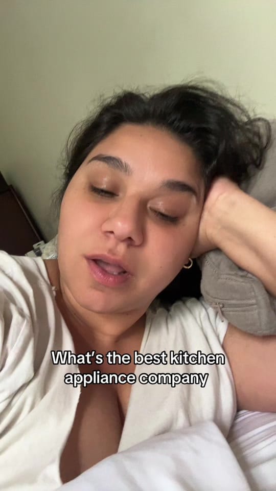 Post 2 by evaalexo on TikTok (video)