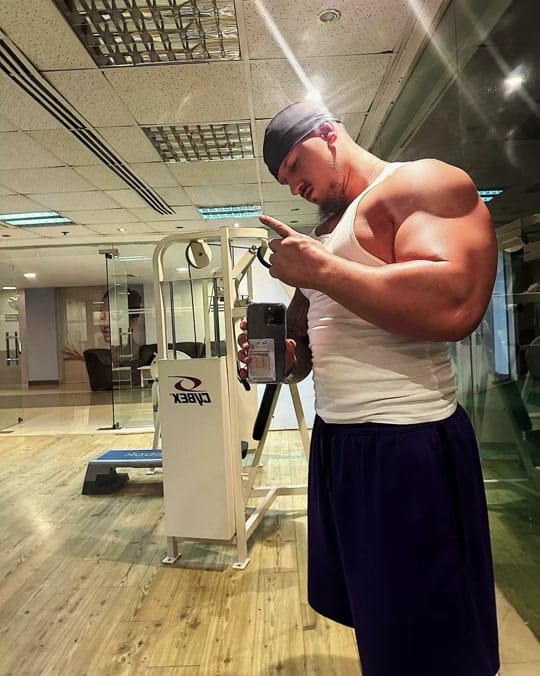 Post 6 by Vision on TikTok (video)