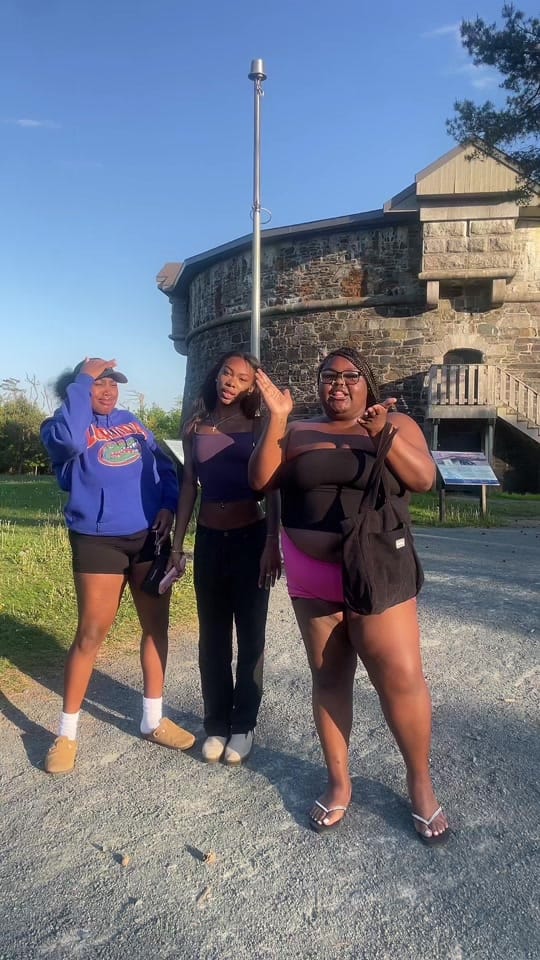Post 5 by 🤨 on TikTok (video)