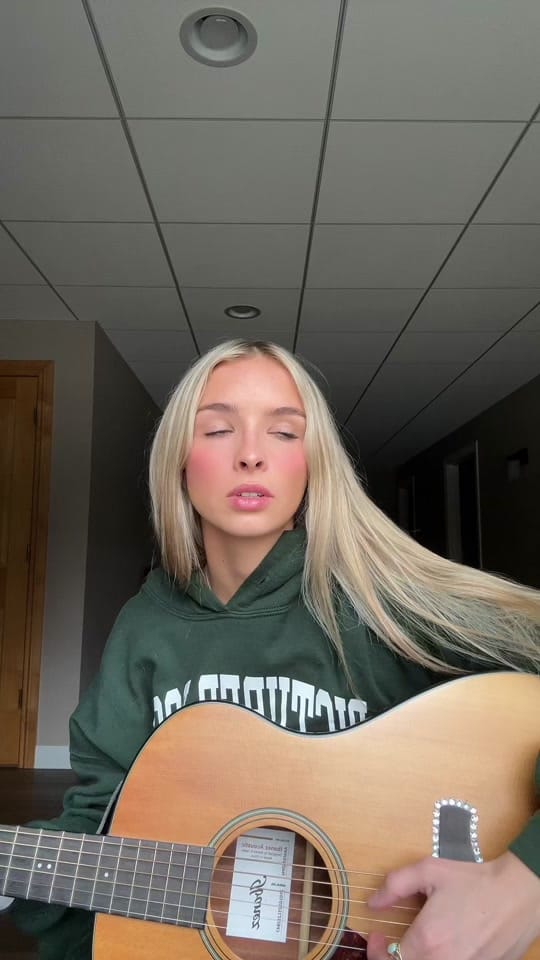 Post 8 by Gwen Gebhardt on TikTok (video)