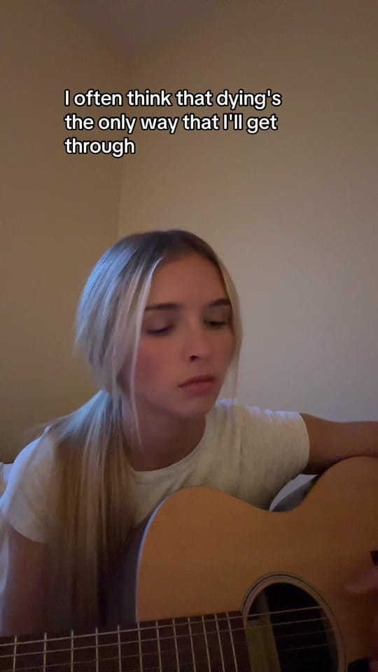 Post 1 by Gwen Gebhardt on TikTok (video)