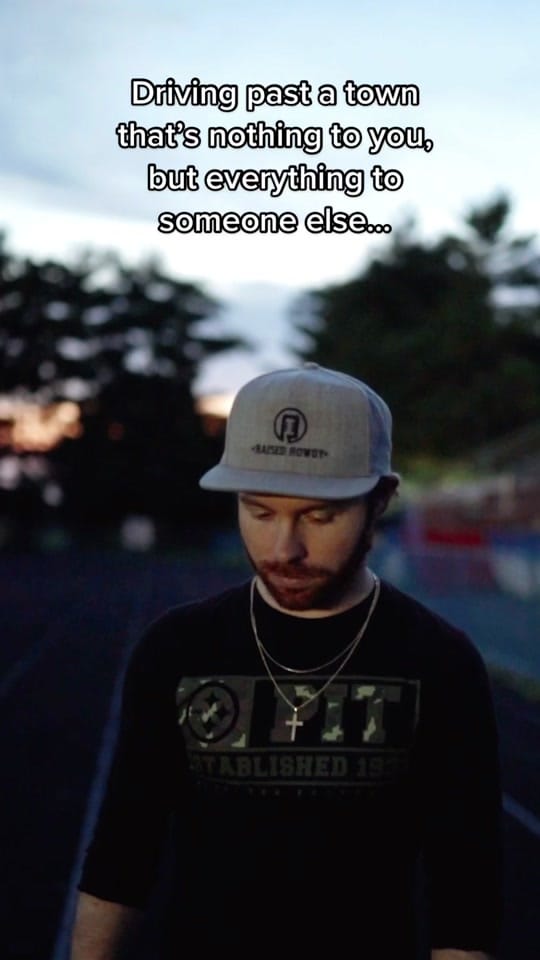 Post 2 by Alex Maxwell on TikTok (video)