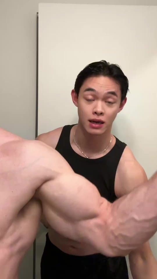 Post 6 by K I V on TikTok (video)