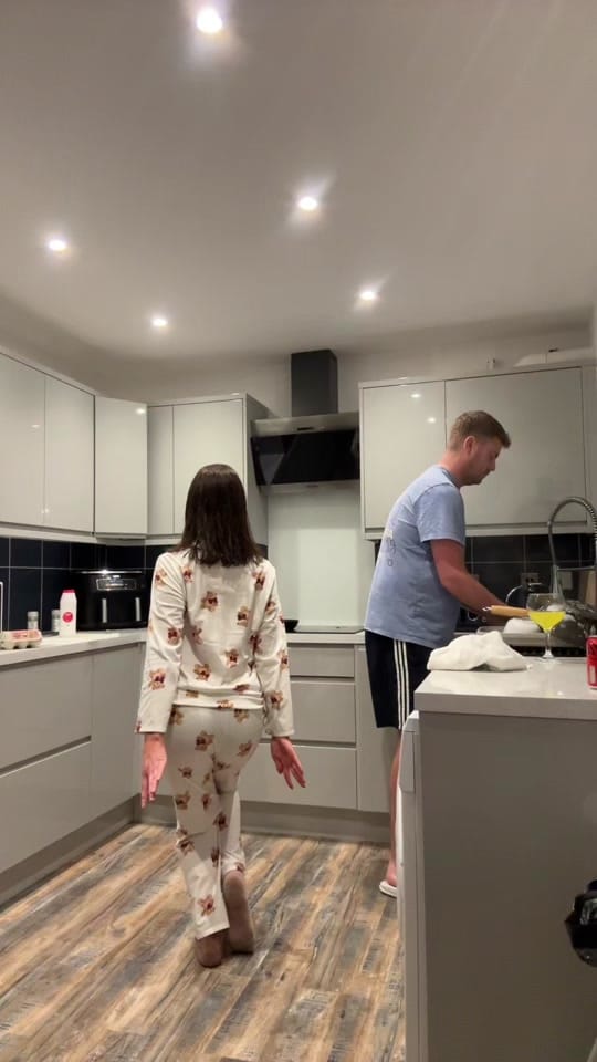 Post 8 by Laura Fulgenzi on TikTok (video)