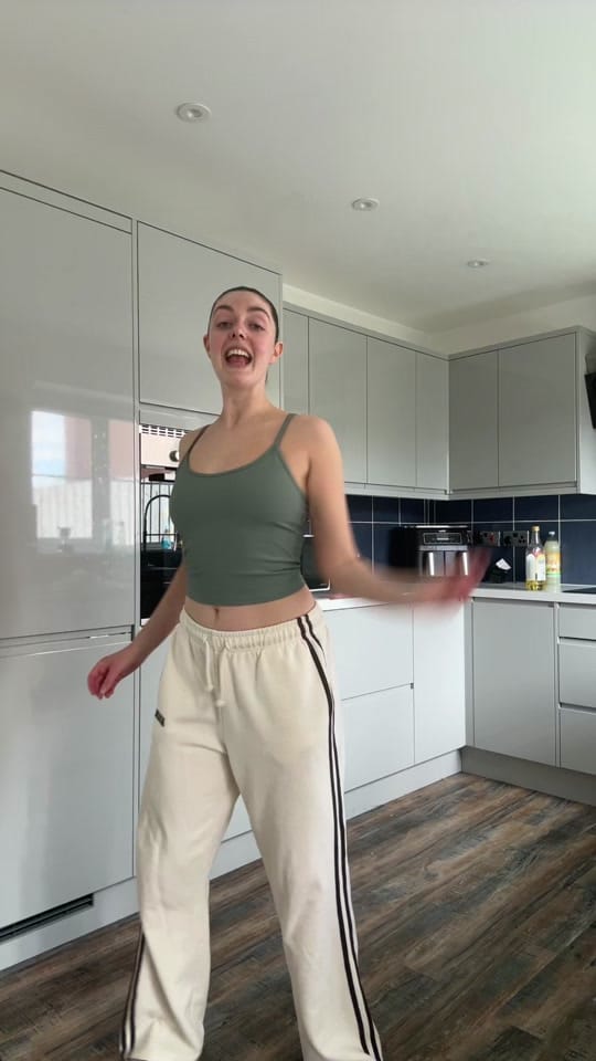 Post 4 by Laura Fulgenzi on TikTok (video)