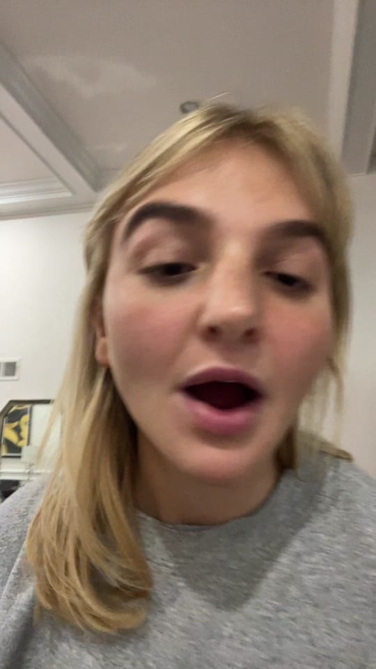 Post 6 by Ari In London💂‍♀️🇬🇧 on TikTok (video)