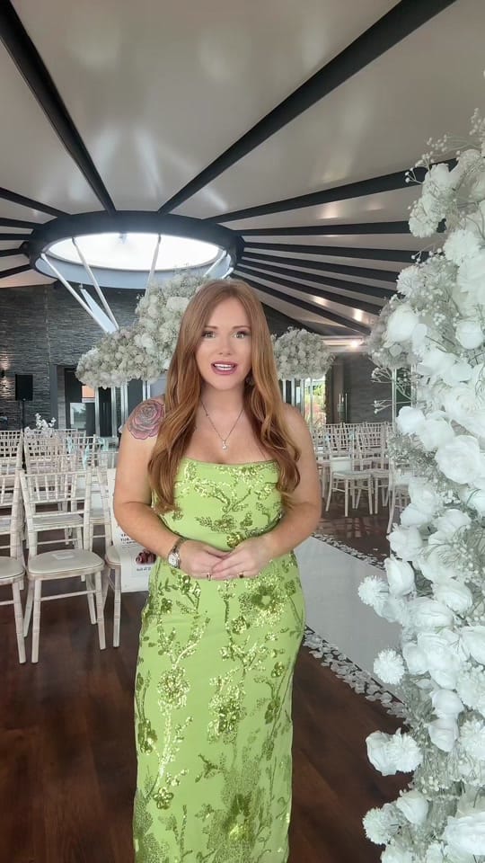 Post 5 by Lizzie Laine Wedding Singer on TikTok (video)