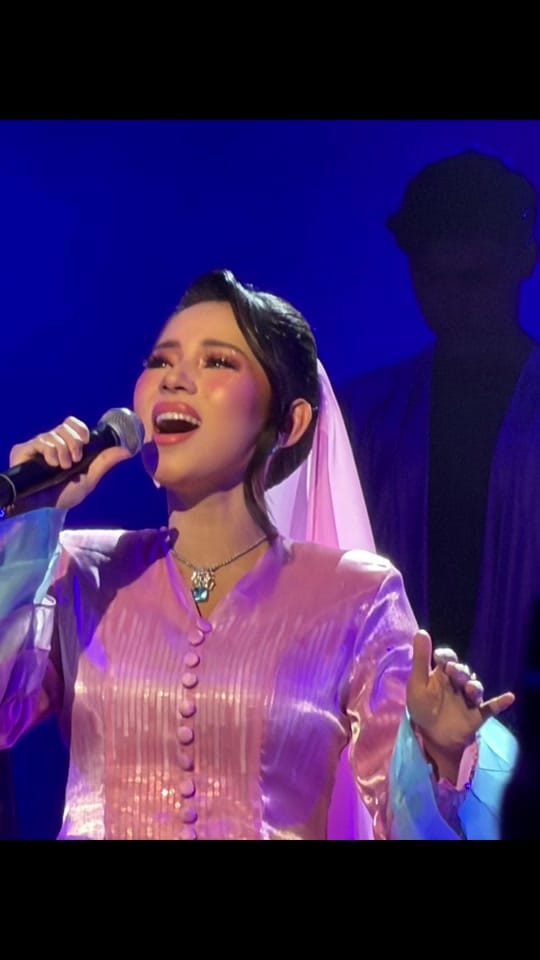 Post 1 by Zoeyrahman on TikTok (video)