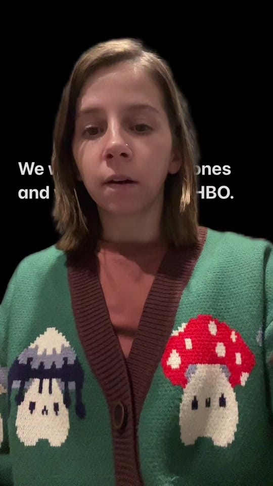 Post 3 by Aislinn Elizabeth on TikTok (video)