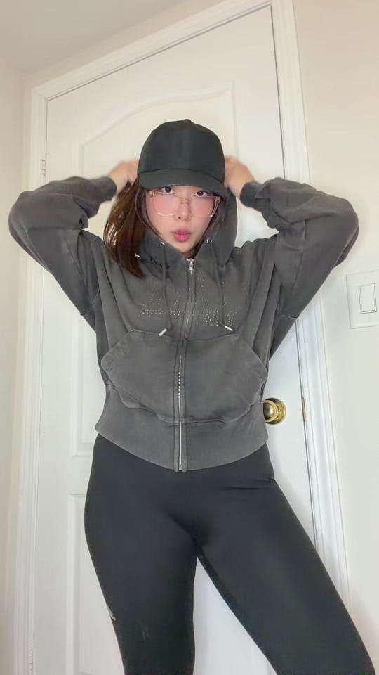 Post 4 by Unnie in Canada ❣️ on TikTok (video)