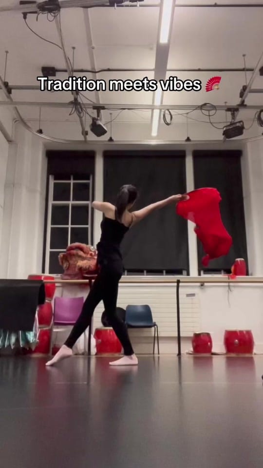 Post 6 by 🍓LISA🍓 on TikTok (video)