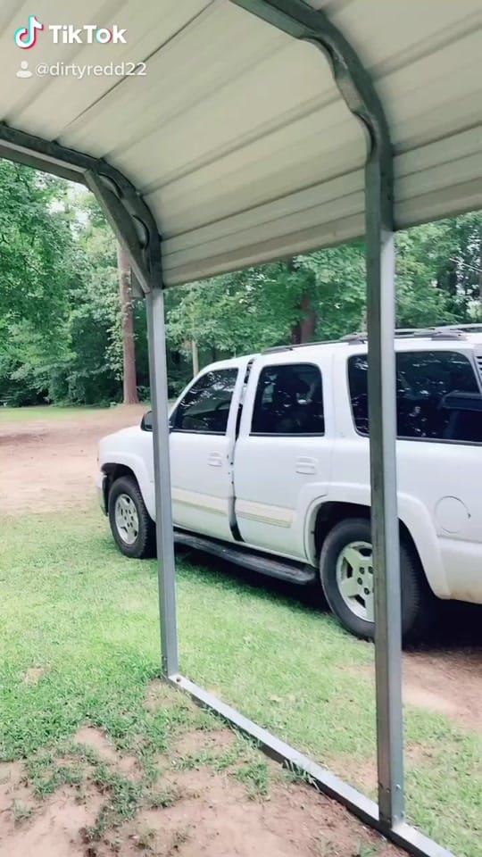 Post 1 by blkandmldent on TikTok (video)
