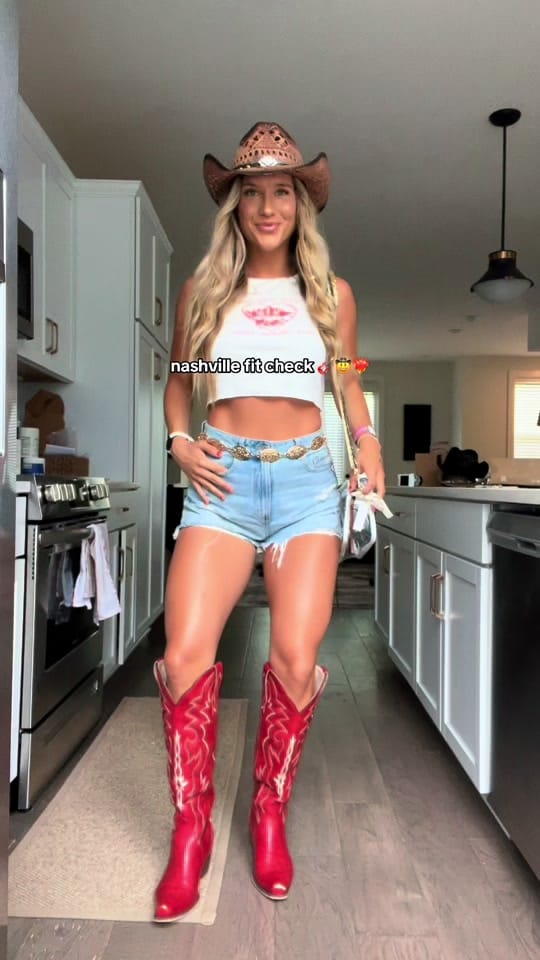 Post 9 by GRACIE GONYOU on TikTok (video)