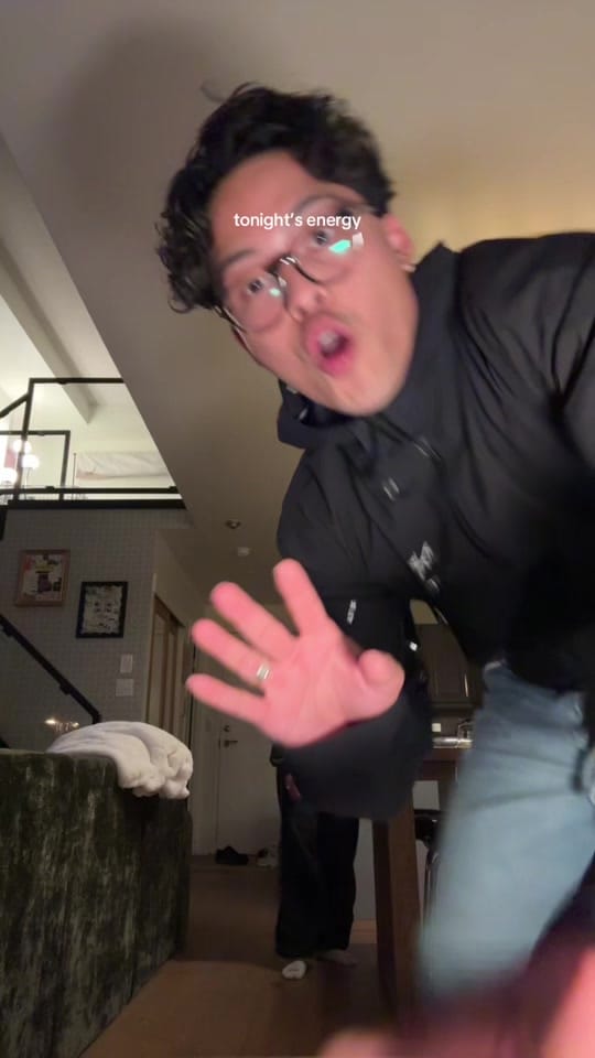 Post 9 by Jess & Neil on TikTok (video)
