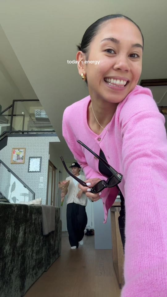 Post 8 by Jess & Neil on TikTok (video)