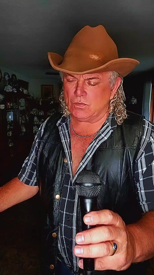 Post 2 by Jimmy McIsaac 🇨🇦 on TikTok (video)