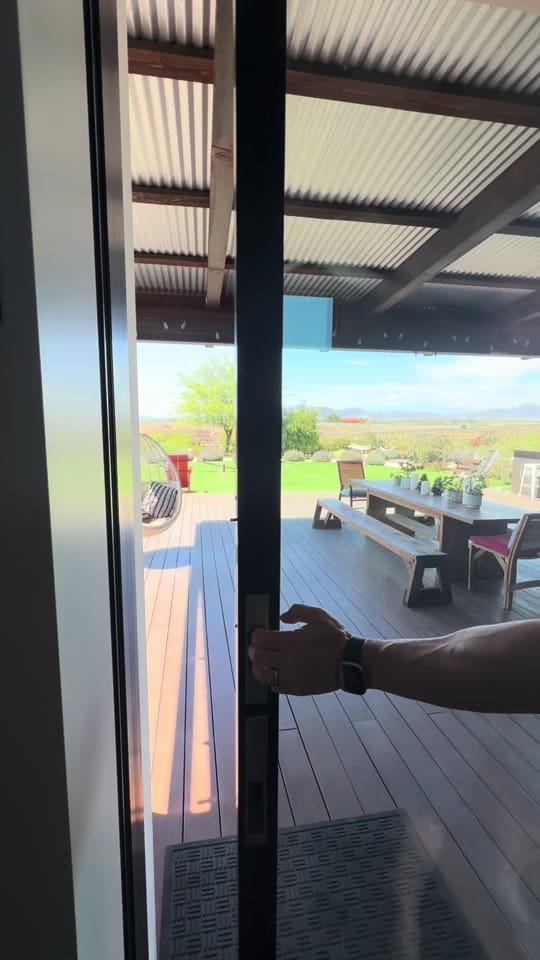 Post 6 by Laura Wright on TikTok (video)