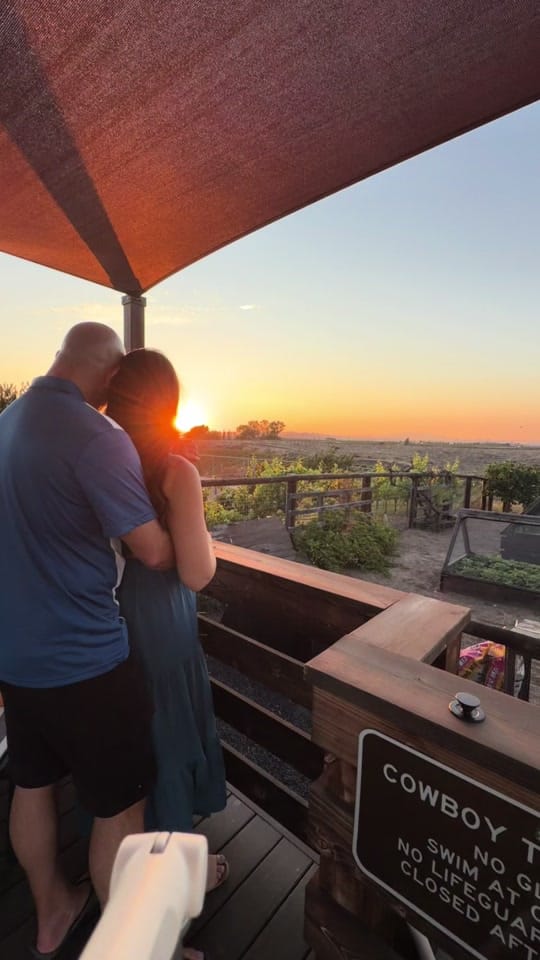 Post 3 by Laura Wright on TikTok (video)