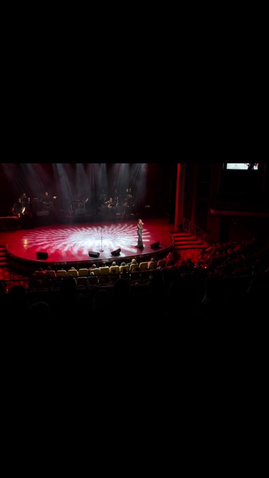 Post 7 by Laura Wright on TikTok (video)
